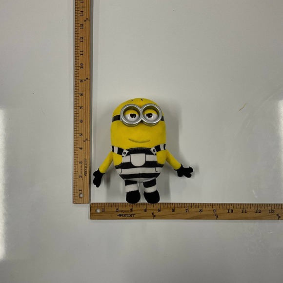 Adorable 7” TY Minion Despicable Me 3 Plush Doll Stuffed Animal Toy - Picture 6 of 8